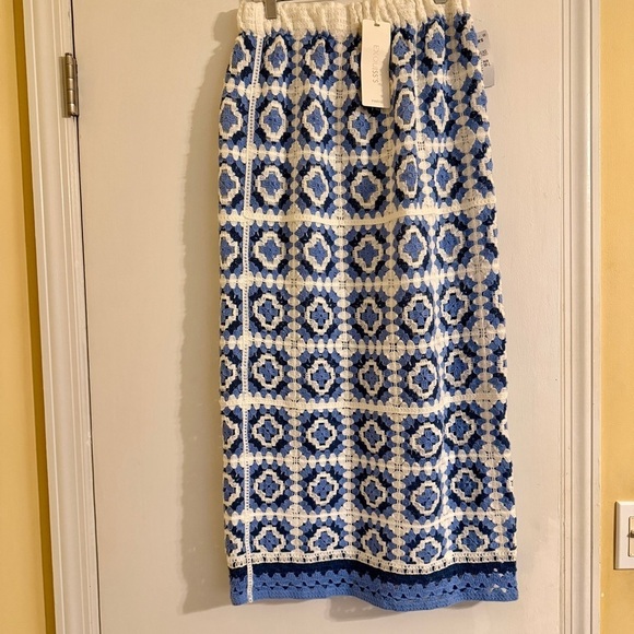 exquiss’s Dresses & Skirts - NWT EXQUISS’S Paris Crocheted Granny Squares blue white skirt women M/L Fox’s